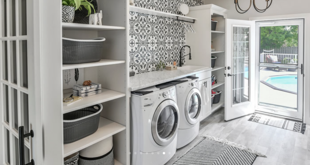 A pool house laundry room 